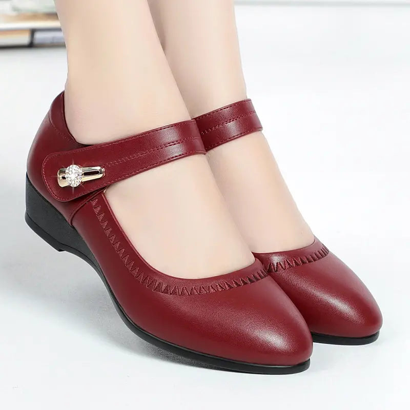 Lydora™ Mid-Heel Comfort Shoes