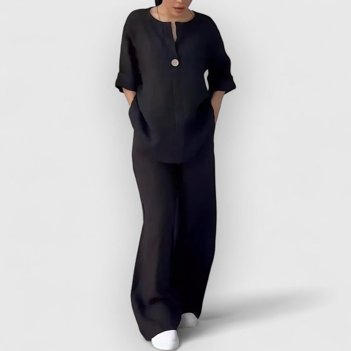 Caleno™ two-piece set with summery flair