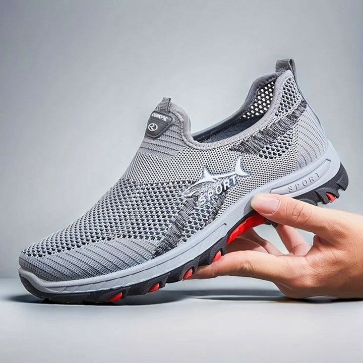 Mali™ breathable sneaker with cooling comfort