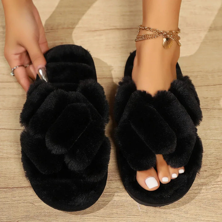 Lureven™ Fluffy Slippers