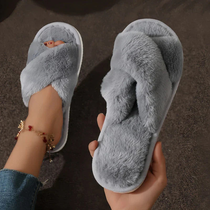 Zanvior™ Fluffy Slippers
