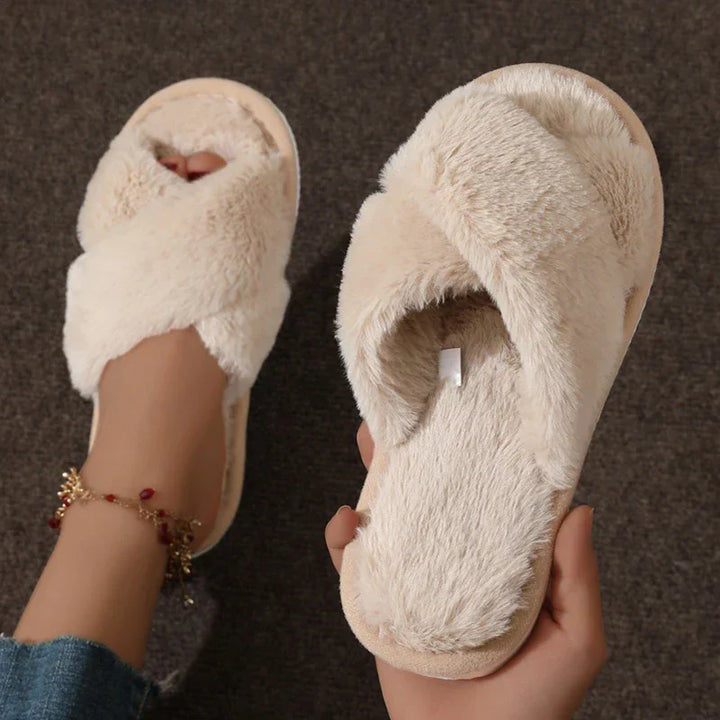 Zanvior™ Fluffy Slippers