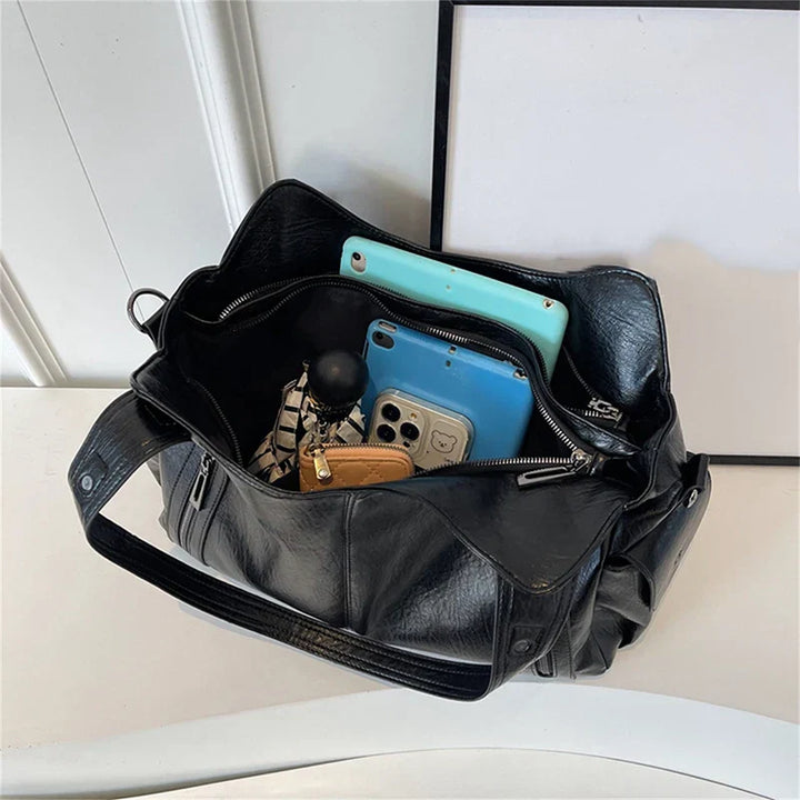 Cenvi™ shoulder bag with compartments