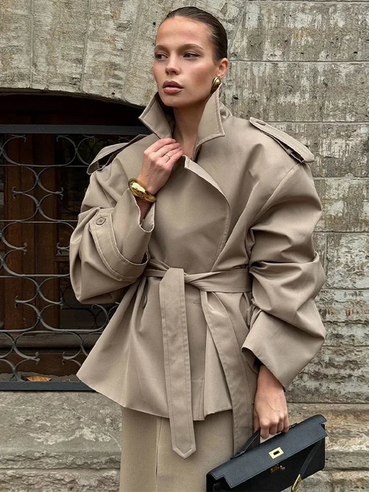 Zirvion™ Windbreaker Chic Coat